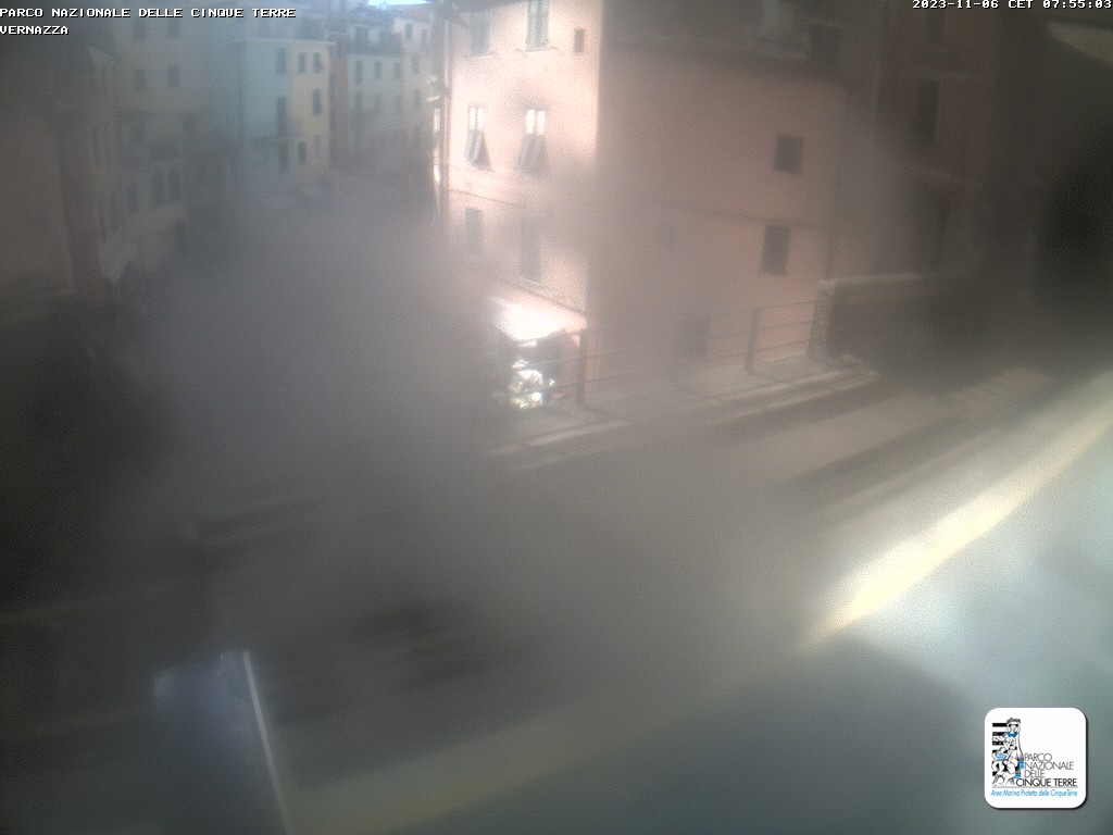 immagine della webcam nei dintorni di La Spezia: webcam Vernazza